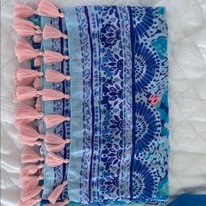 Lilly Pulitzer scarf with pink tassels